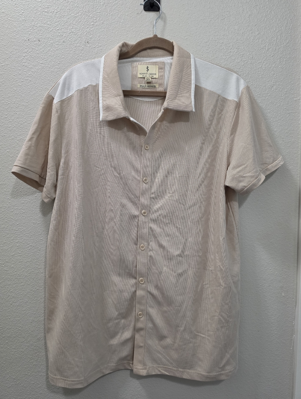 Soft Sand Short-Sleeve Button-Down Shirt with White Shoulder Accent